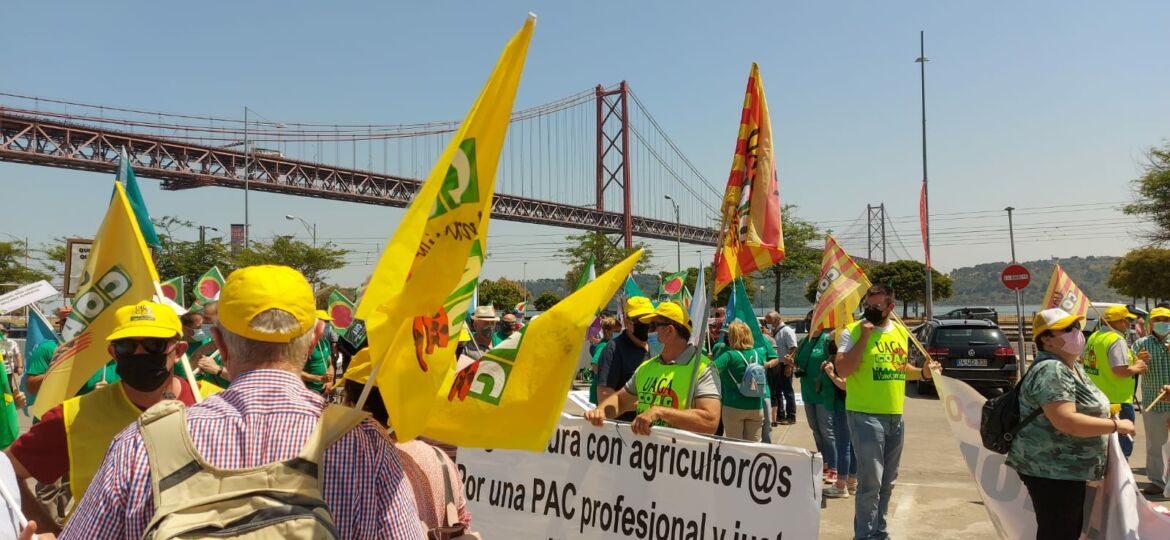 PER UNA PAC MÉS JUSTA I SOLIDÀRIA